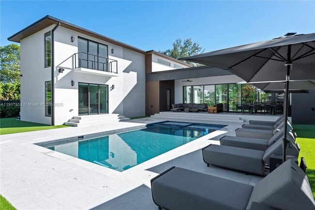 Building Photo - 1881 NE 196th Terrace