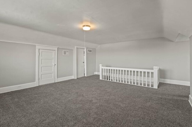 Building Photo - 15 S 17th St