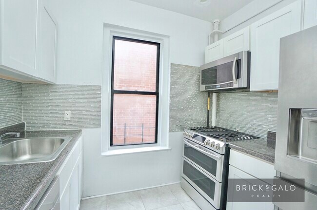 Building Photo - 104 Terrace View Ave
