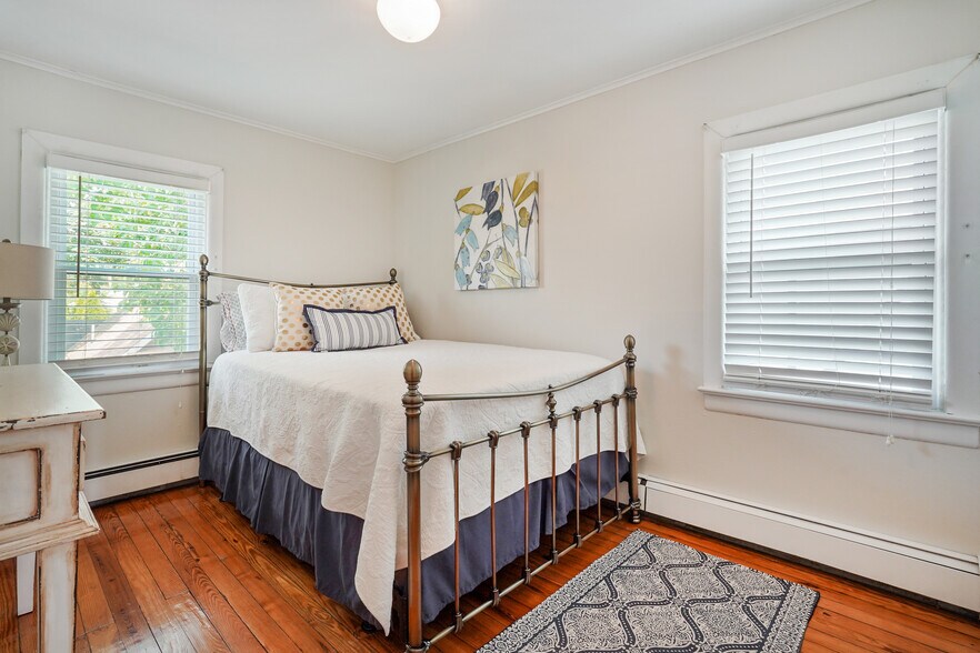 Second Bedroom - 609 Main St