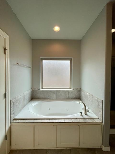 Building Photo - 2903 SW Briar Creek Ave