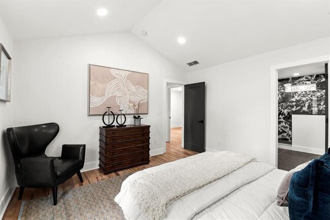 Building Photo - 1552 N Ellington St SE