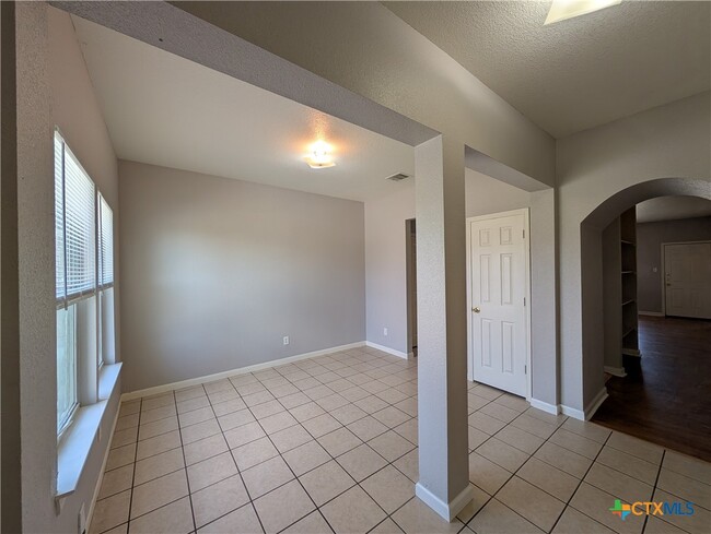 Building Photo - 3017 Lodgepole Ln