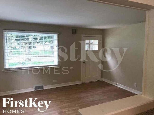 Building Photo - 1114 Jewett St