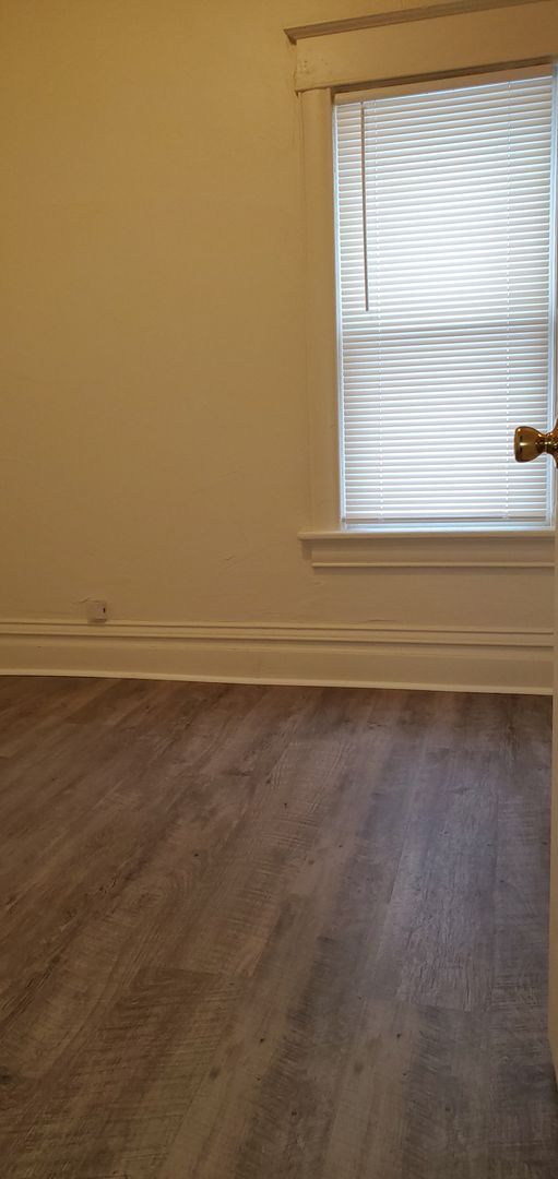 Building Photo - 1221 Berner St