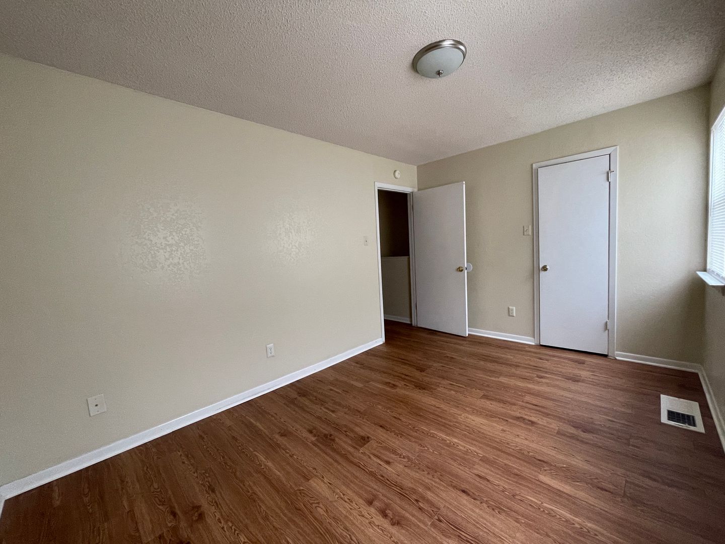 Building Photo - 3407 Victoria Cir