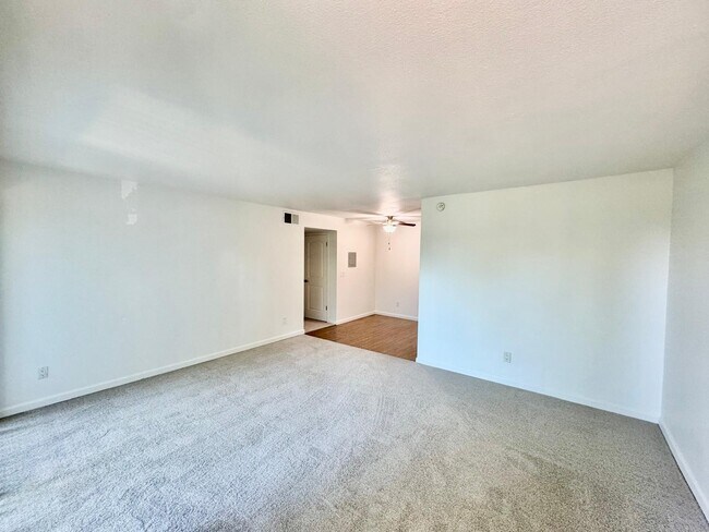 Building Photo - 430 Alameda del Prado