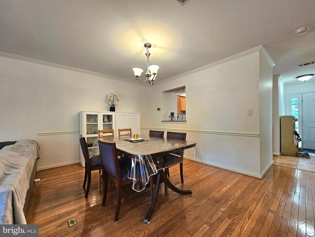 Building Photo - 5939 Heatherwood Ct