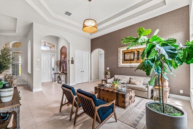 Building Photo - 114 Carmela Ct