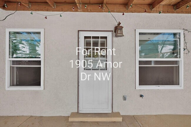 Building Photo - 1905 Amor Dr NW