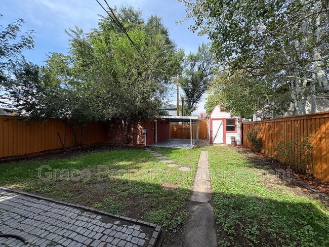 Building Photo - 351 S Franklin St