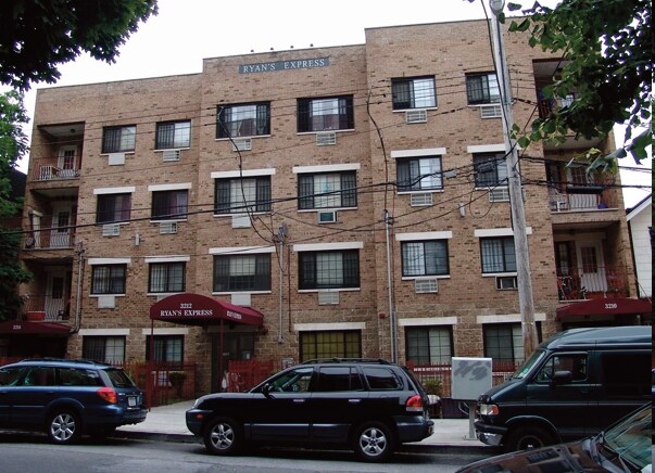 Building Photo - Ryan’s express