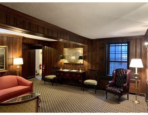 Building Photo - 82 Mount Vernon St