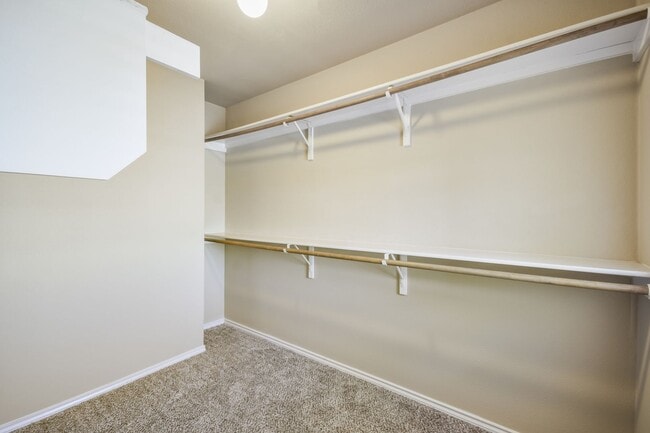 Building Photo - 1420 Muirfield Bend Dr