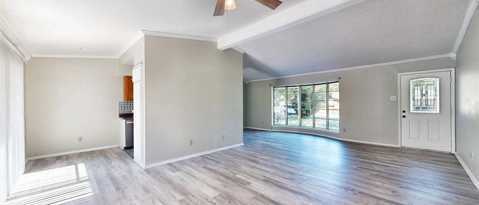 Building Photo - 1008 Wake Dr