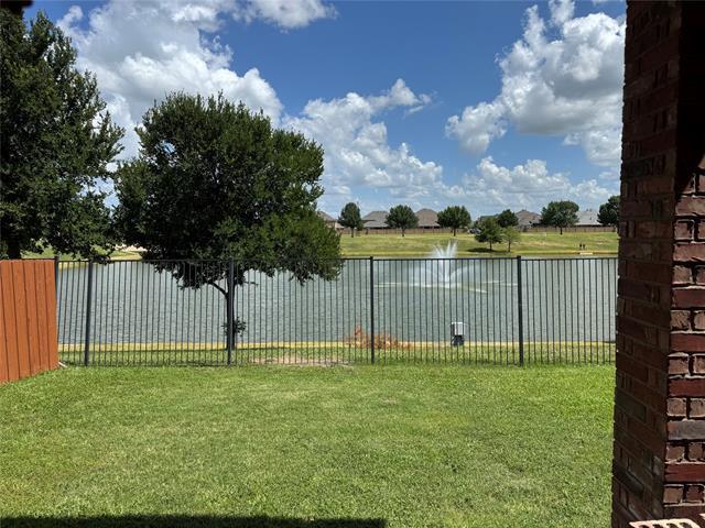 Building Photo - 2619 Cove Dr