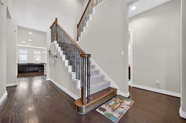 Building Photo - 4947 Thunder Creek Ln