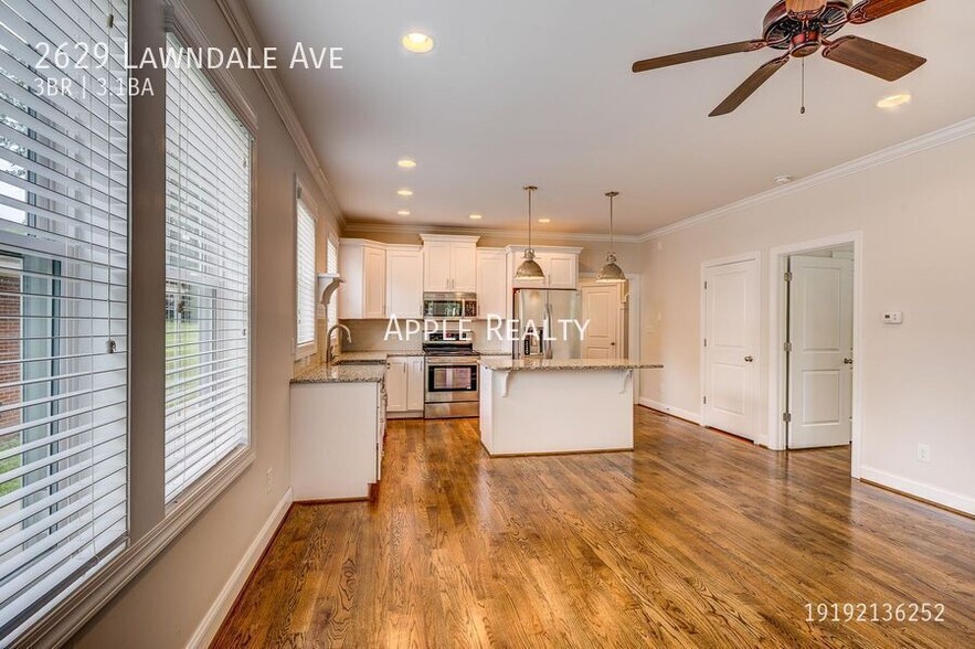 Building Photo - 2629 Lawndale Ave