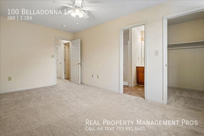 Building Photo - 100 Belladonna Ln