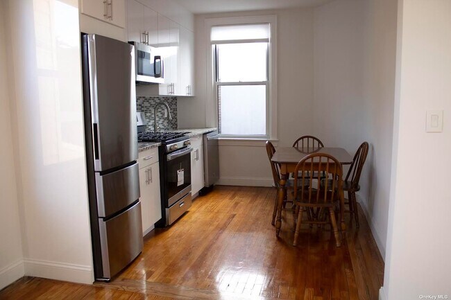 Building Photo - 61-29 Cooper Ave