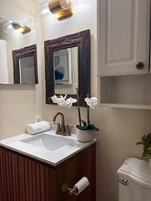 Building Photo - 6910 Hart Ln