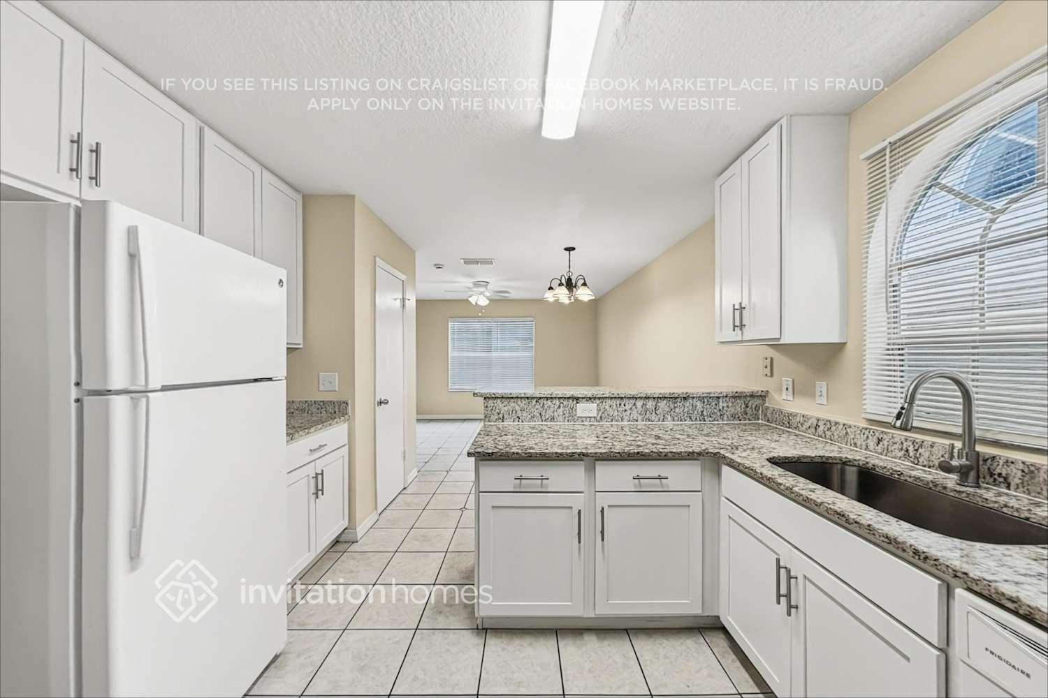 Building Photo - 1603 Chatham Cir