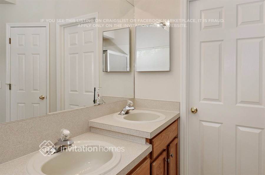Building Photo - 11220 Coralbean Dr