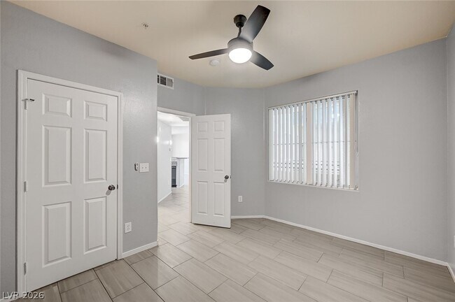 Building Photo - 7189 S Durango Dr