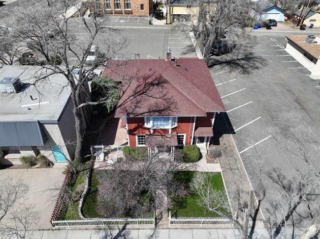Building Photo - 108 N Mt Vernon Ave