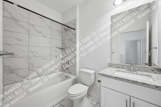 Building Photo - 4355 Hebron St