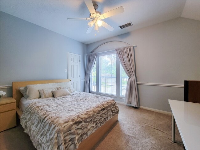 Building Photo - 15607 Tarpon Springs Ct