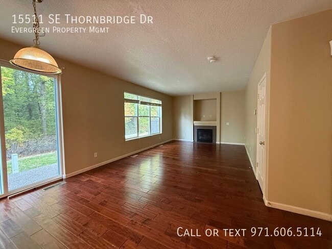 Building Photo - 15511 SE Thornbridge Dr