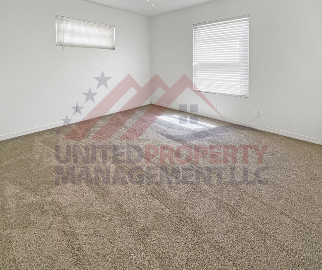 Building Photo - 3 bedroom 2 bathroom house for rent Carlsb...