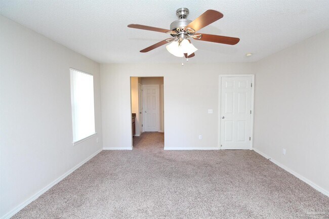 Building Photo - 7908 Cayenne Way
