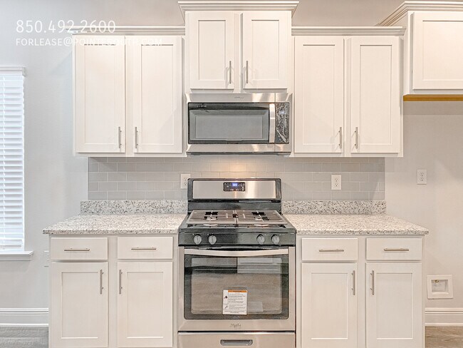 Building Photo - 24847 Smarty Jones Cir