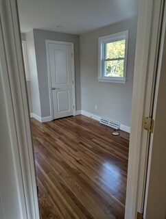 Building Photo - 50 Ridgeview Ave