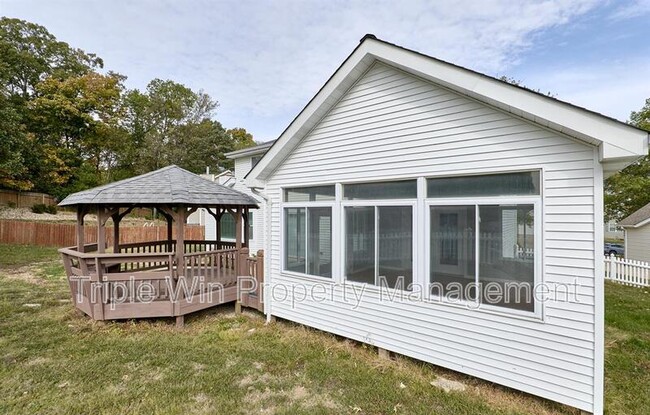 Building Photo - 4310 Castle Rock Ct