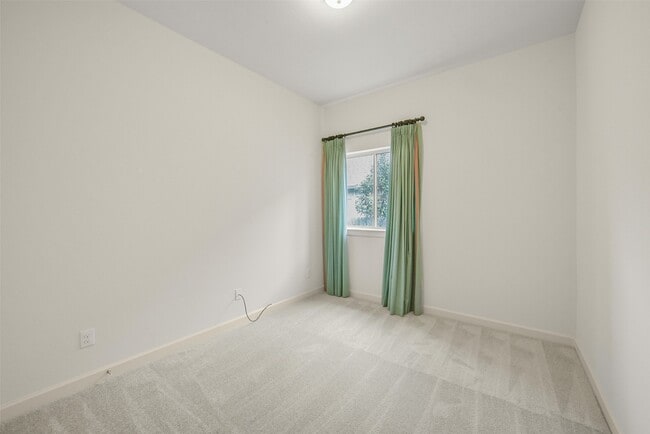 Building Photo - 139 Trillium Pk Lp