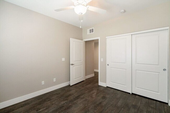 Building Photo - 845 Pantara Pl