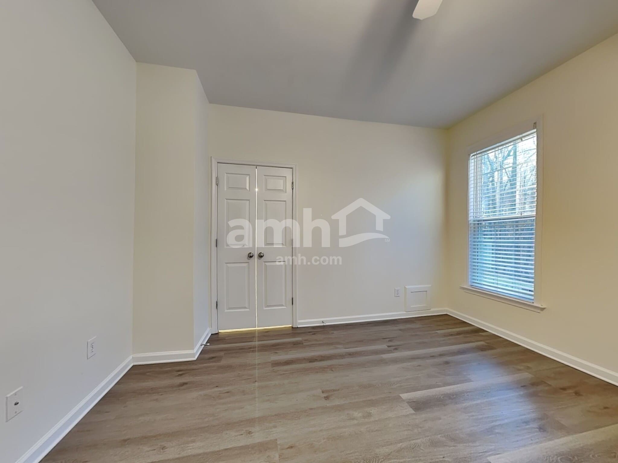 Building Photo - 220 Marino Pl