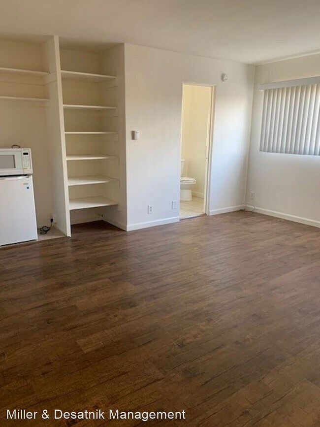Building Photo - 3575-3585-3595 S Sepulveda Blvd