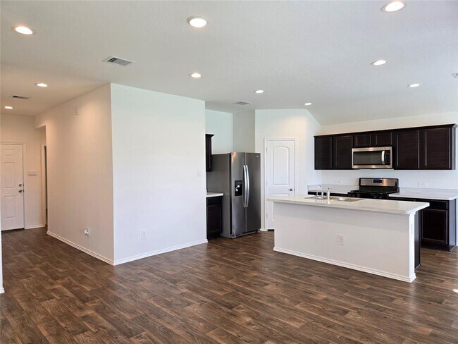Building Photo - 5119 Dove Hl Ln