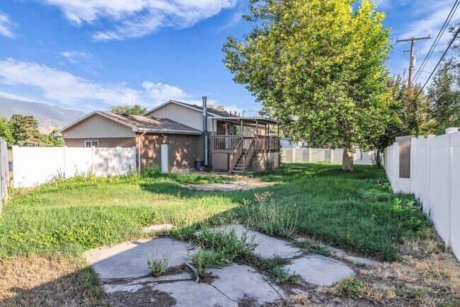 Building Photo - Spacious 4-Bedroom Layton Home with Finished Basement and 2-Car Garage