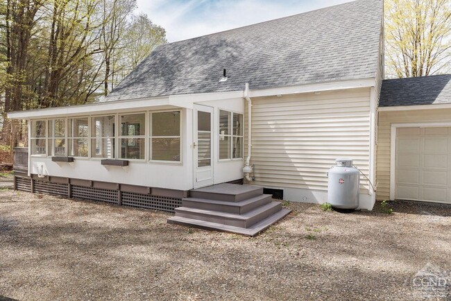 Building Photo - 3002 NY-23