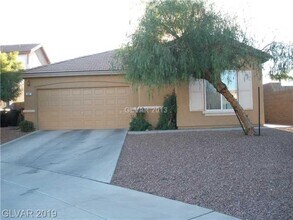 Building Photo - Single Story - 3 bed home located in Hende...