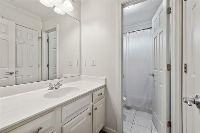 Building Photo - 508 Huntington Pl