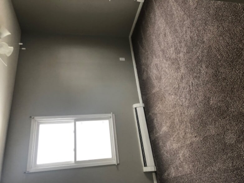 Building Photo - 1624 NW 5th St