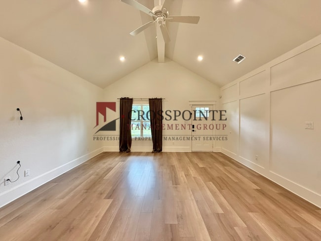 Building Photo - Beautiful 3 Bedroom 2 Bathroom Home in Winona!