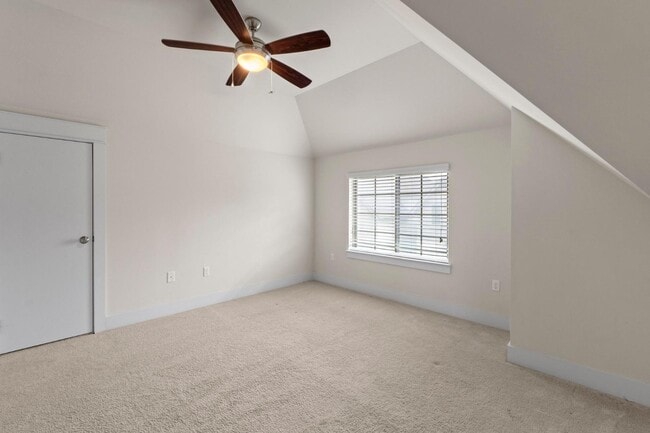 Building Photo - 13001 Hymeadow Dr