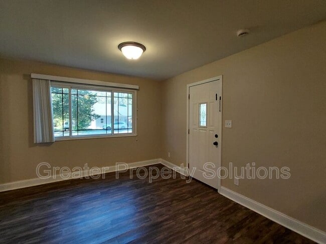 Building Photo - 13949 Lauerman St